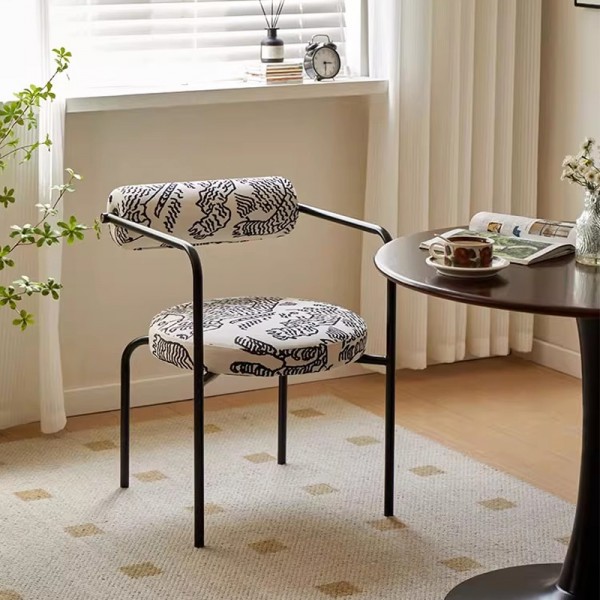 Nordic Luxury Single Chair Minimalist High-end Tiger Mountain Pattern Balcony Chair Retro Style Leisure Area