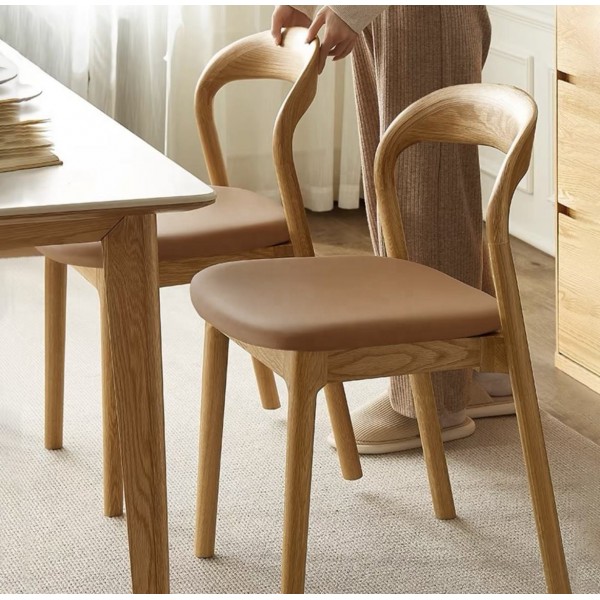 Modern Luxury Restaurant Furniture Leather Fabric Dining Chairs Wooden Legs Round Backrest Pure Wood Dining Chairs