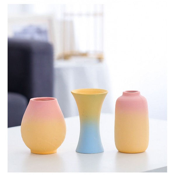 Modern Design Gradient Color Simple Ceramic Vase Frosted Glazed Porcelain Vases for Home Furnishings Small Flower Vase Display