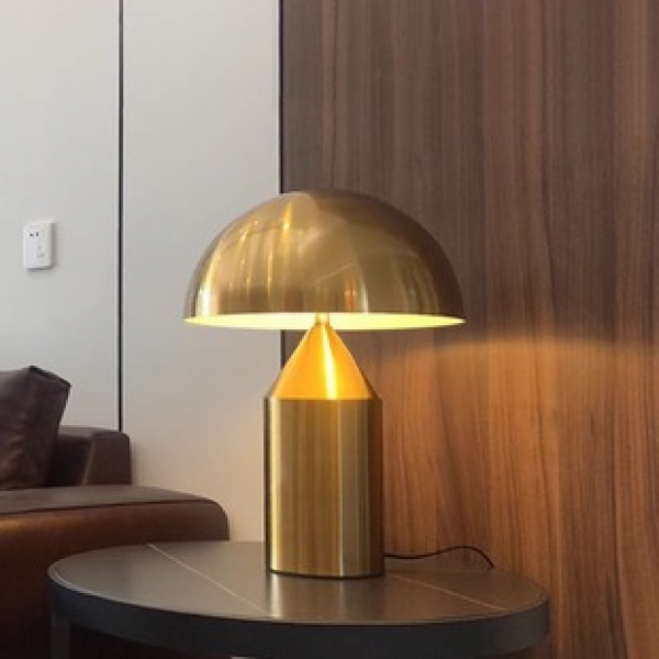 Nordic Italian Creative Luxury Metal Mushroom Classic Desk Lamp Atollo Bedroom Bedhead Designer Model Room