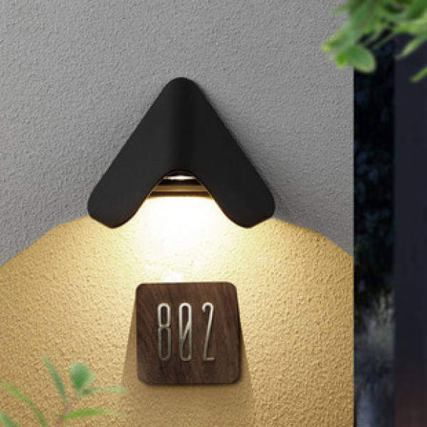 Creative Triangle LED Outdoor Wall Light Waterproof Courtyard Stairway Light Simple Bedroom Bedhead Wall Light