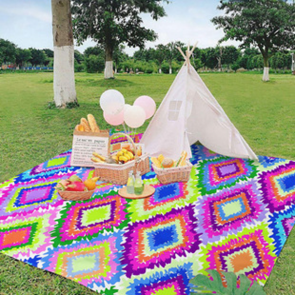 Cross border beach mat, quick drying, waterproof and moisture-proof mat, outdoor picnic mat, camping blanket