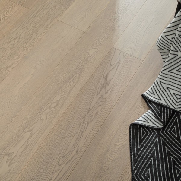 Full Birch Series Multi-layer Solid Wood Flooring (Oak/Walnut) - Source Manufacturer LS-1105