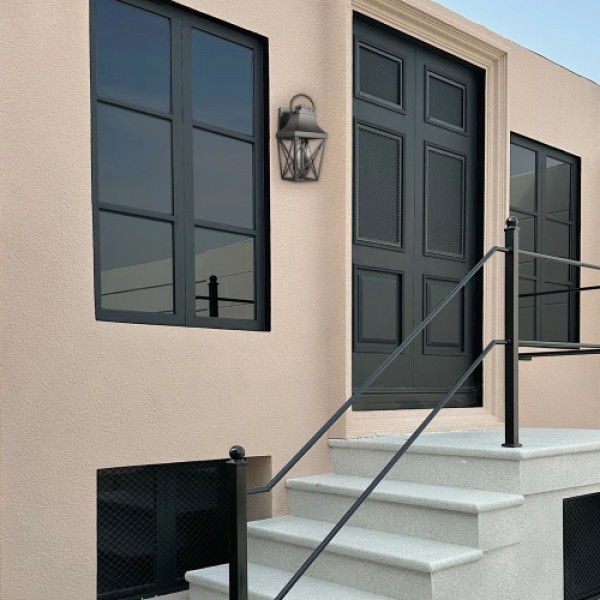 Outdoor Wall Lights, Porch Lights, Waterproof Outdoor Wall Sconce, Exterior Light Fixture Matte Black with Clear Glass Shade for Garage Patio Front Door Balcony (1 pack) 